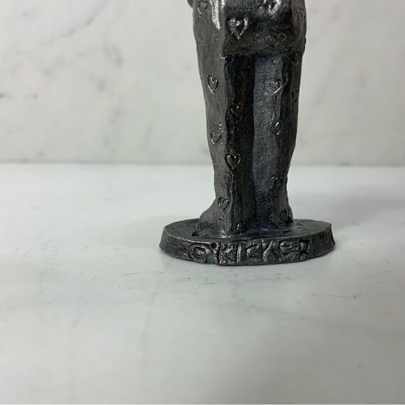 Vintage Michael Ricker Girl with cookies for Santa figurine - Picture 3 of 5